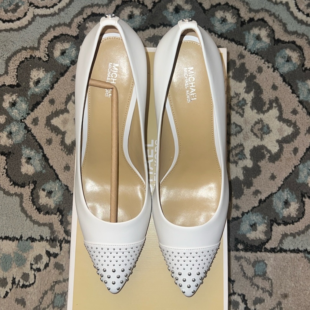 Women’s Michael Khors Dorothy Flex Pumps